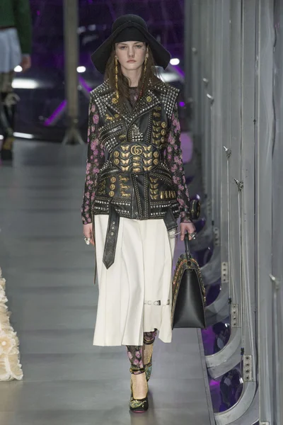 Look 119